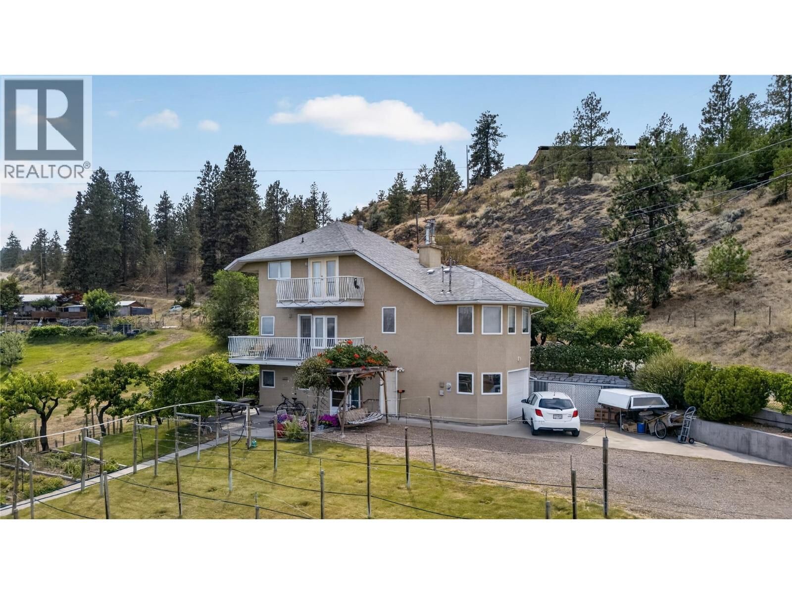 Property Photo: 119 Dogwood Avenue BC V0H 1K0