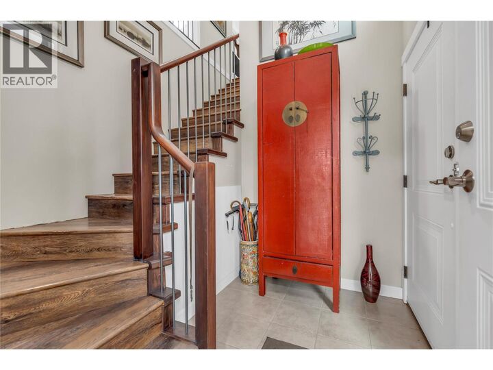 Property Photo:  442 Alexander Ave Avenue 201  BC V2A 1E5 