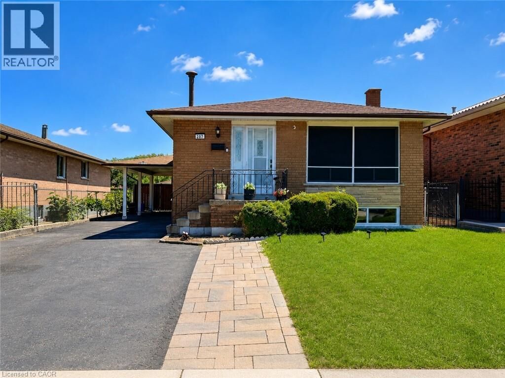 Property Photo:  207 Mount Albion Road  ON L8K 6K1 