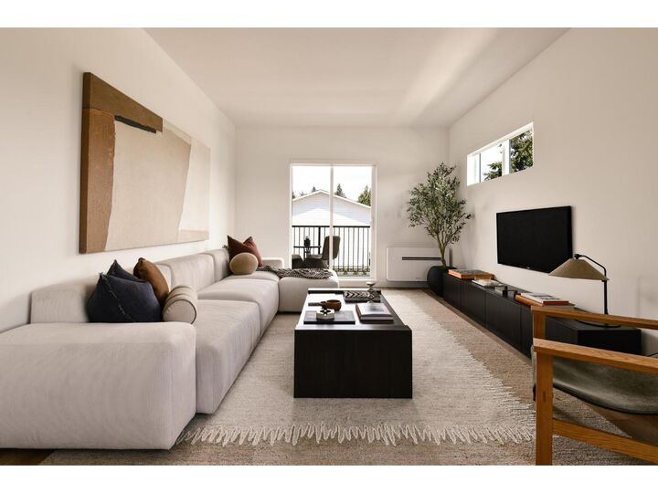 Property Photo: 33520 Kingston Avenue 10 BC V2S 0R6