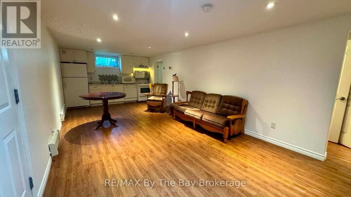 Property Photo: 130 Letitia Street Lower Unit ON L4N 1P5