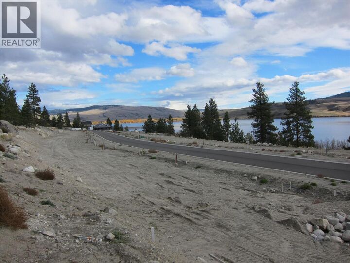 Property Photo: 6528 Waterside Trail Sl.32 BC V1K 1A0