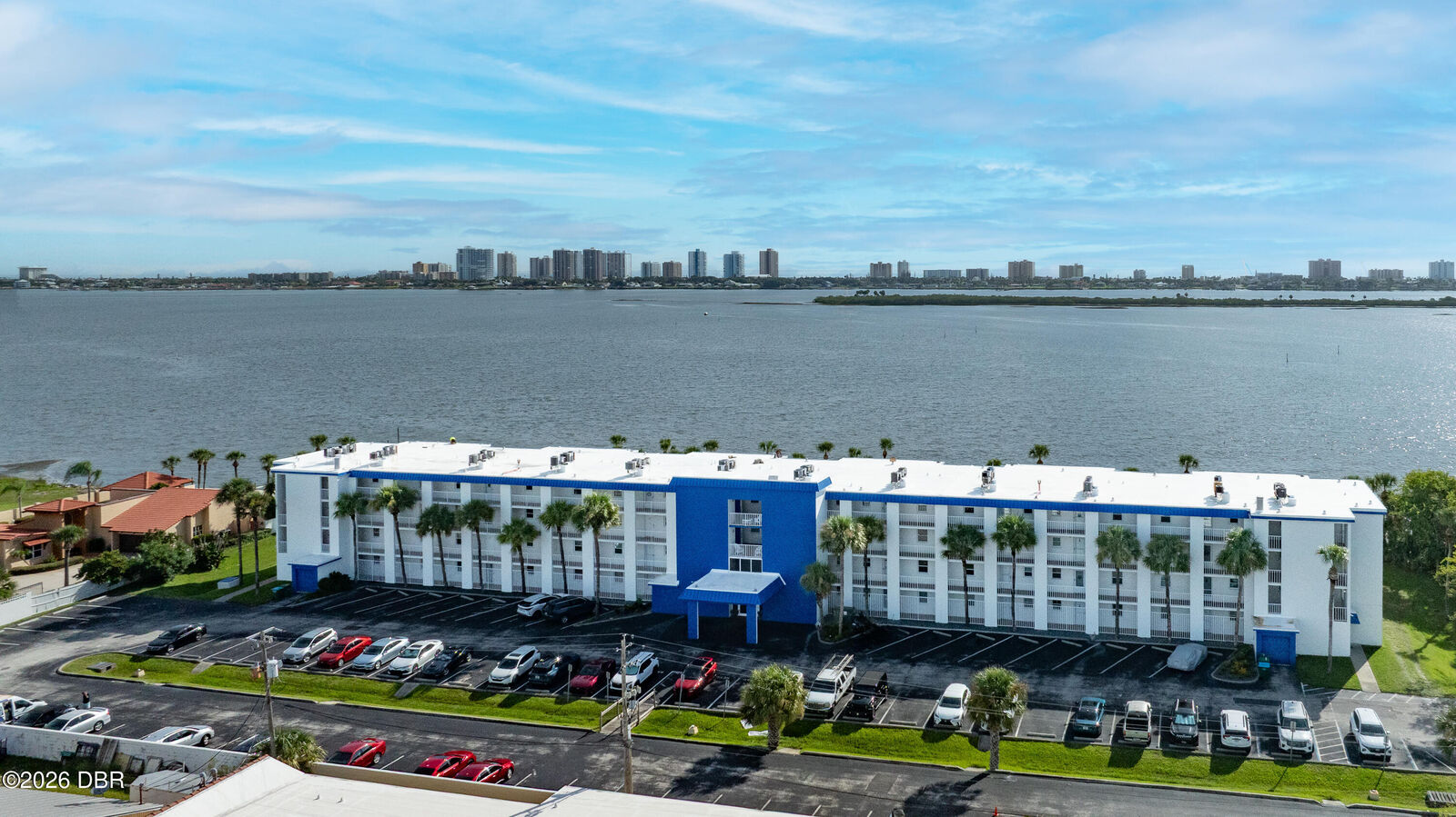 Property Photo: 3131 S Ridgewood Avenue 108 FL 32119