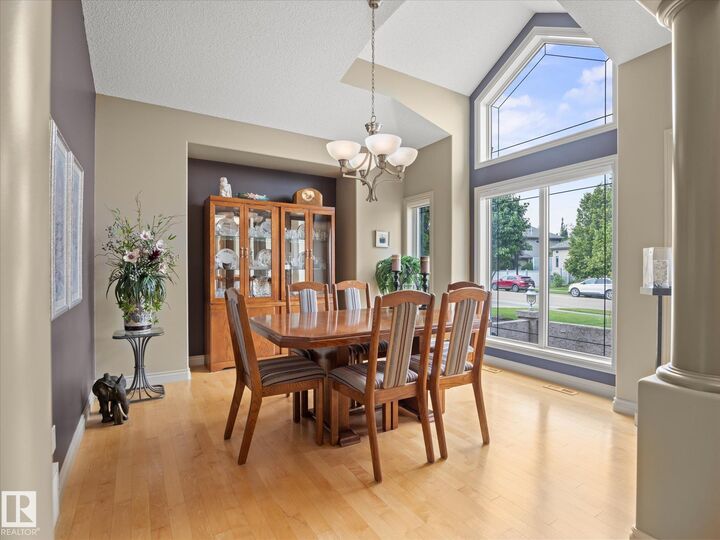 Property Photo: 12 Lafleur Drive AB T8N 5Y1