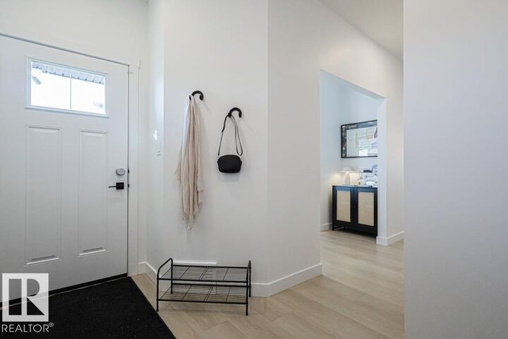 Property Photo: 18651 19 Avenue NW AB T6M 3M9