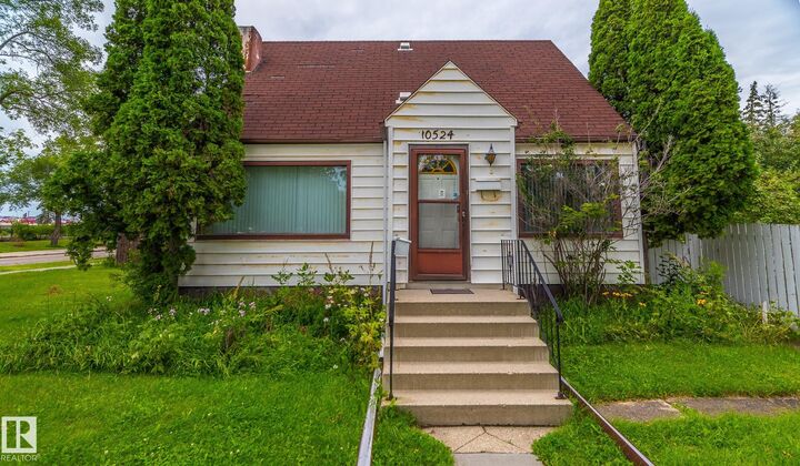 Property Photo:  10524 113 Avenue NW  AB T5G 0J2 