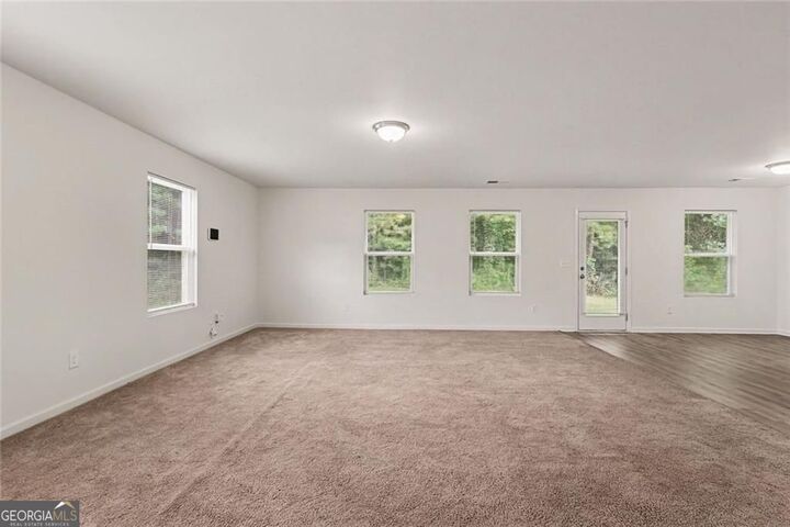 Property Photo: 231 Lantana Crossing GA 30132