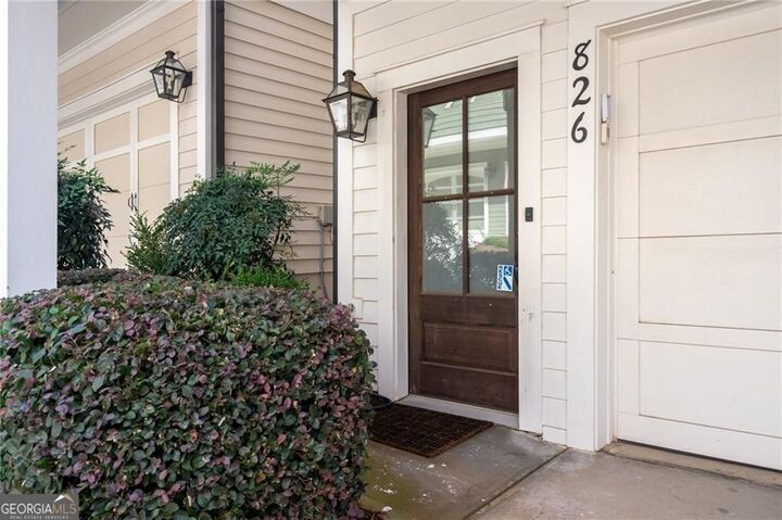 Property Photo:  826 Grove Bend  GA 30030 