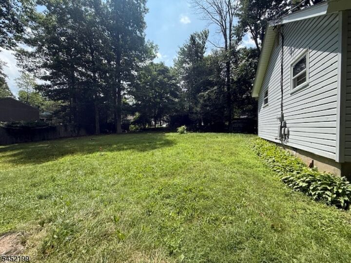 Property Photo: 103 Edgewood Ln NJ 07422
