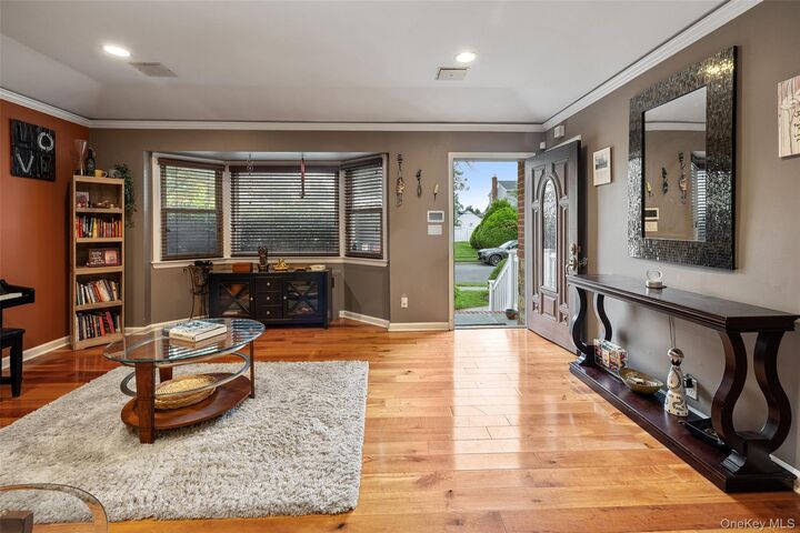 Property Photo:  26 Kathleen Drive E  NY 11791 