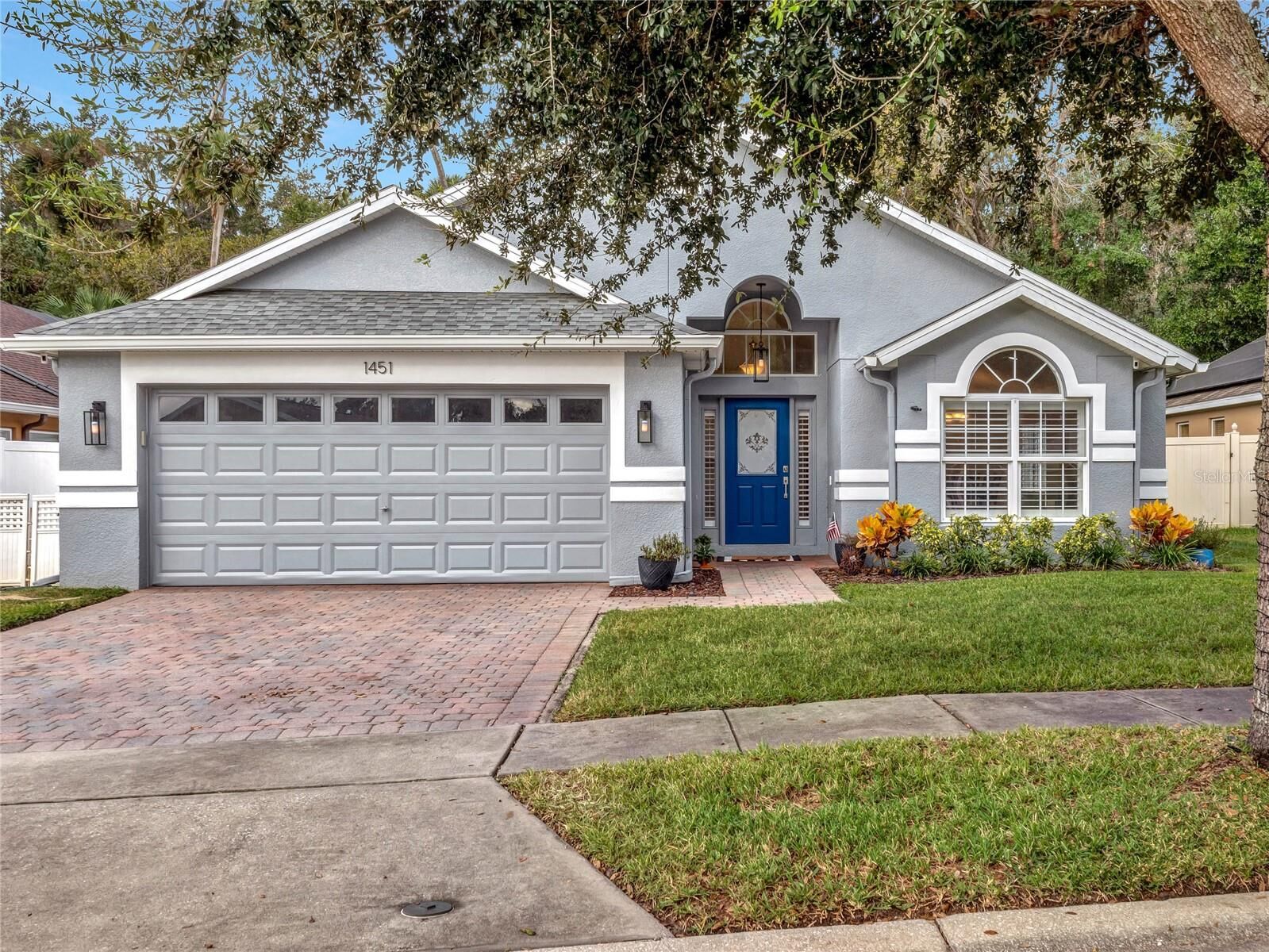 Property Photo: 1451 Barn Owl Loop FL 32773