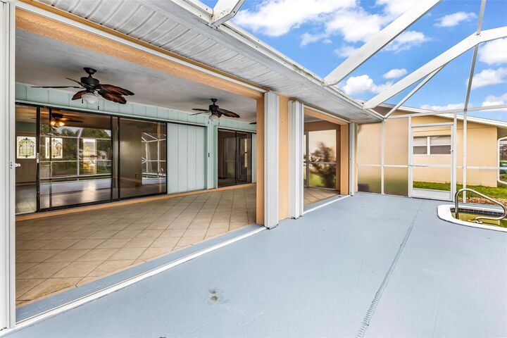 Property Photo: 2399 Rio De Janeiro Avenue FL 33983