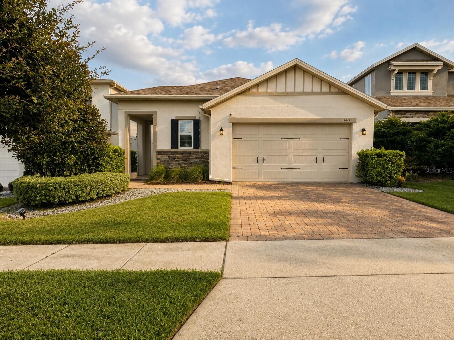 Property Photo:  1463 Sourwood Drive  FL 34761 