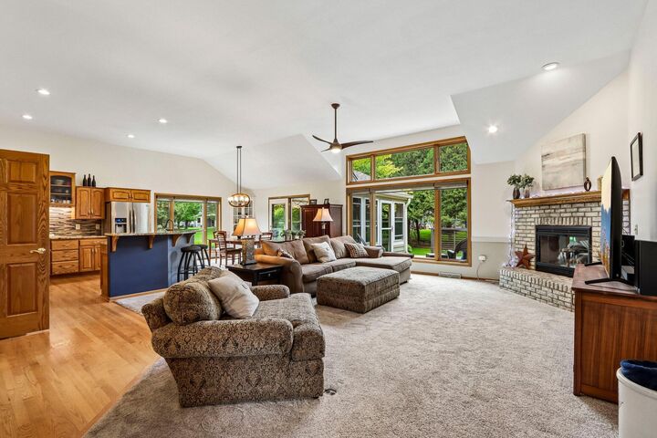 Property Photo: W263n2367 Deer Haven Dr WI 53072