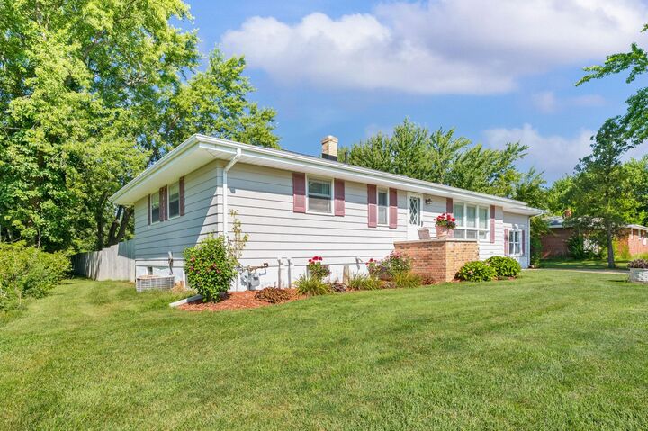 Property Photo:  1864 Greenly Avenue  MI 49022 