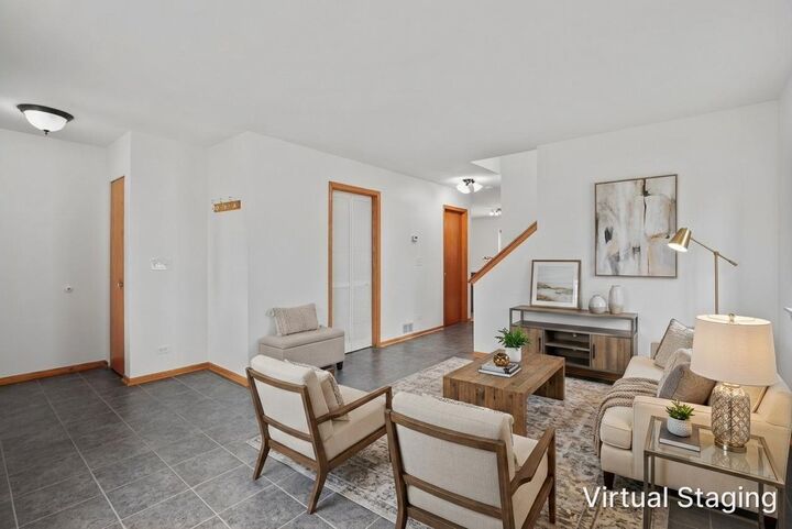 Property Photo: 280 Persimmon Court IL 60073
