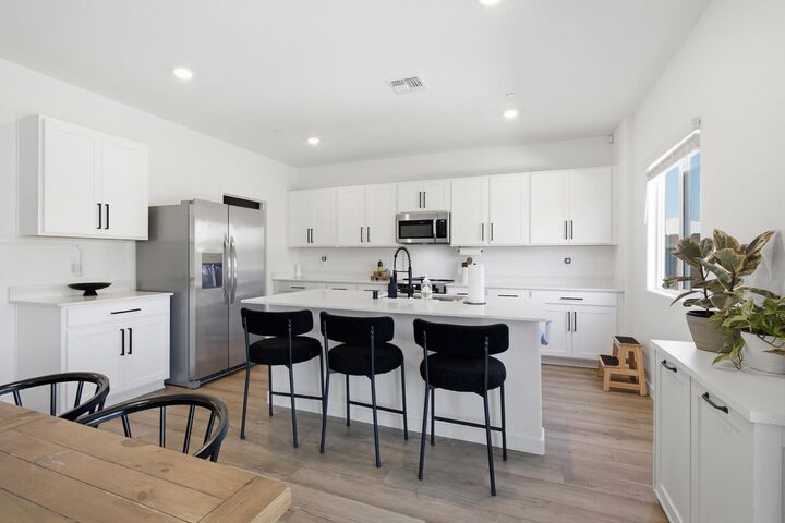 Property Photo: 1055 Broad Acres Way CA 95961