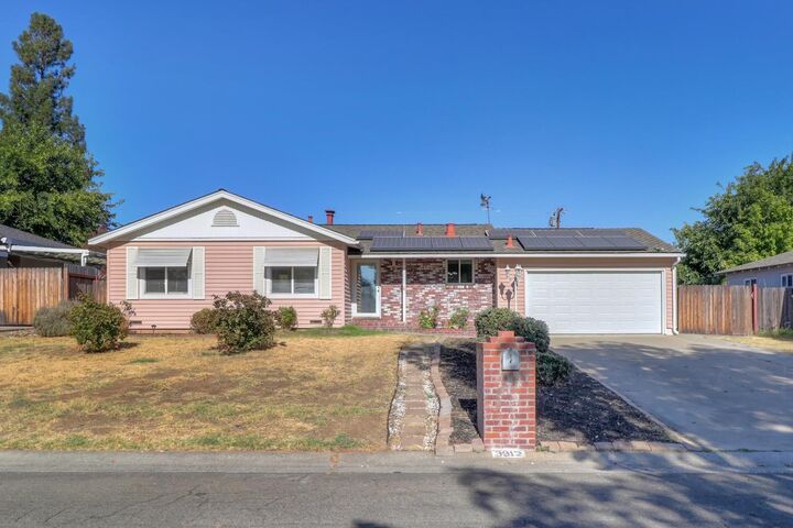 Property Photo:  3912 Henderson Way  CA 95608 