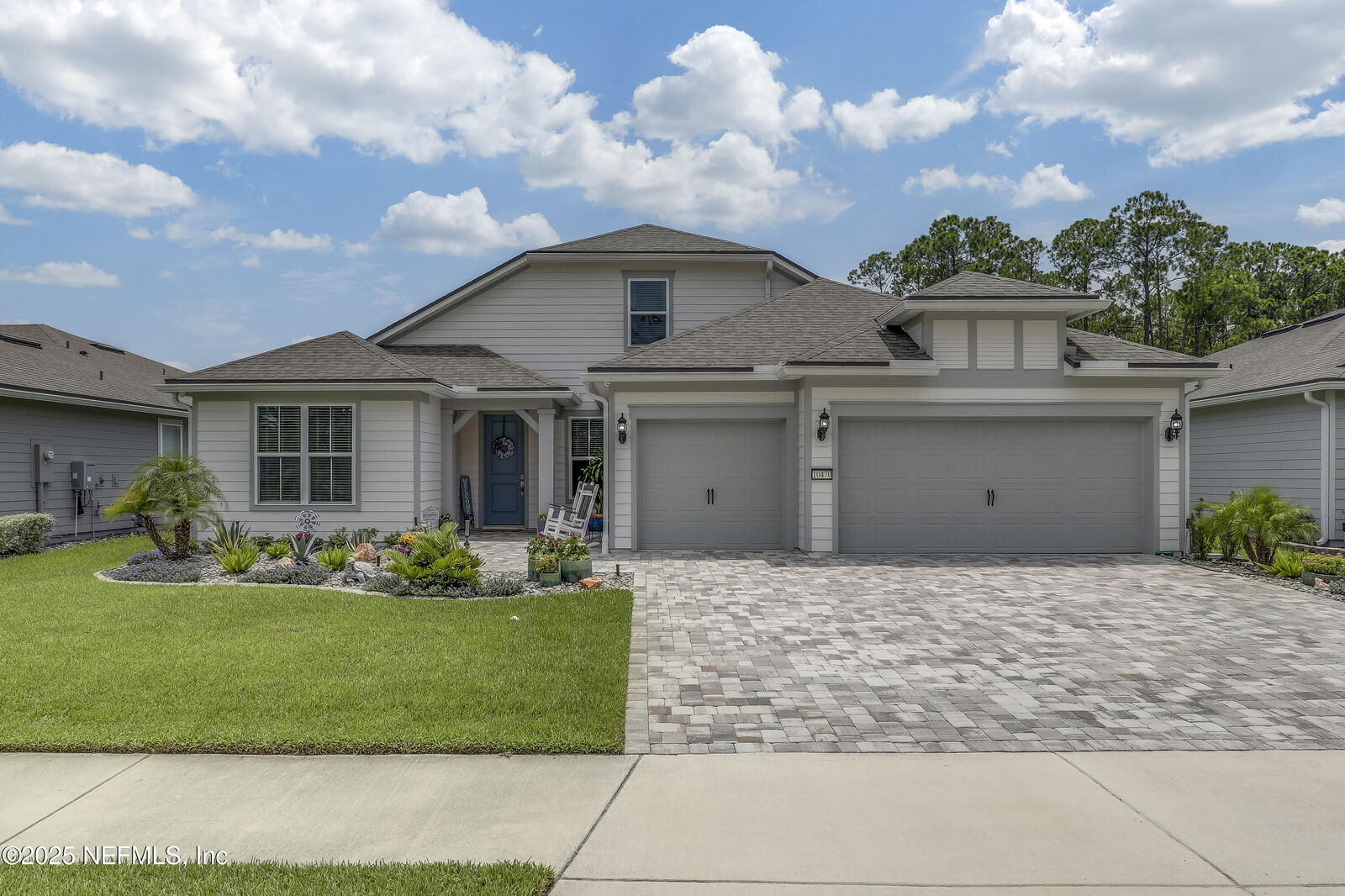 Property Photo: 10470 Anthem Way FL 32256