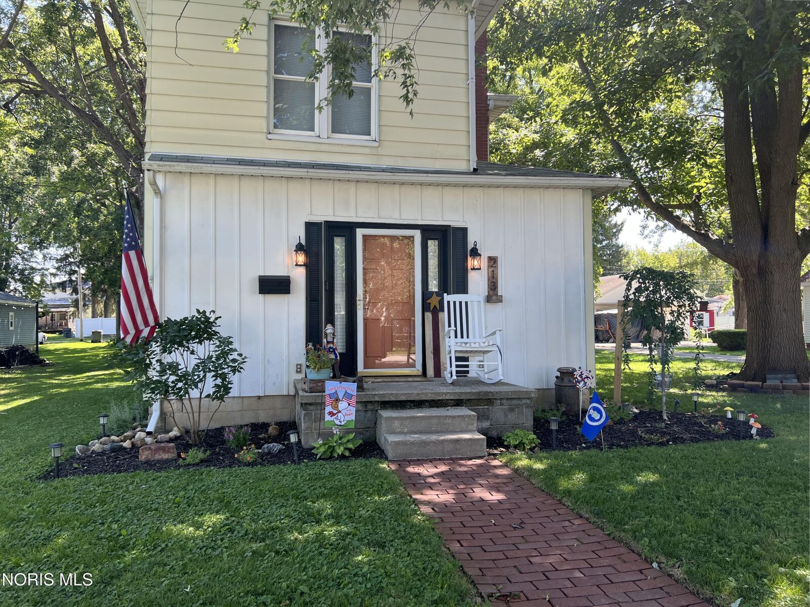 Property Photo: 213 S 2nd Street OH 45872
