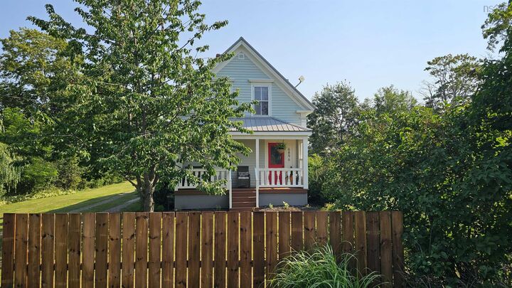 Property Photo: 6896 Highway 2 NS B0M 1B0