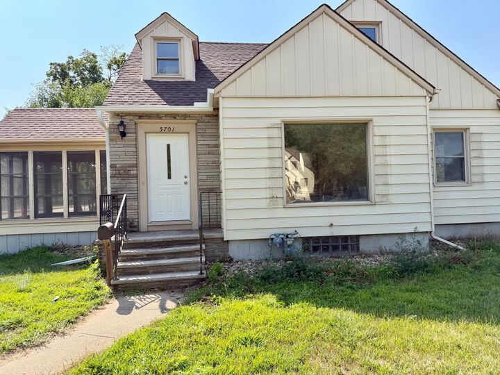 Property Photo:  5701 Humboldt Avenue N  MN 55430 