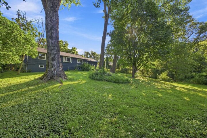 Property Photo: 148 Ridgeview Ln MN 55391