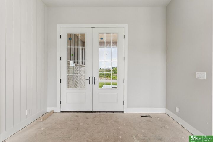 Property Photo:  3308 S 206th Street  NE 68022 