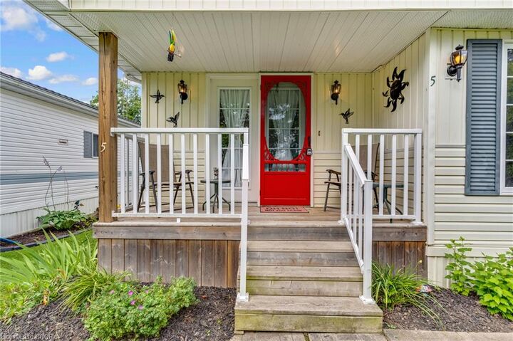 Property Photo:  5 Willowdale Road  ON N1R 8B2 