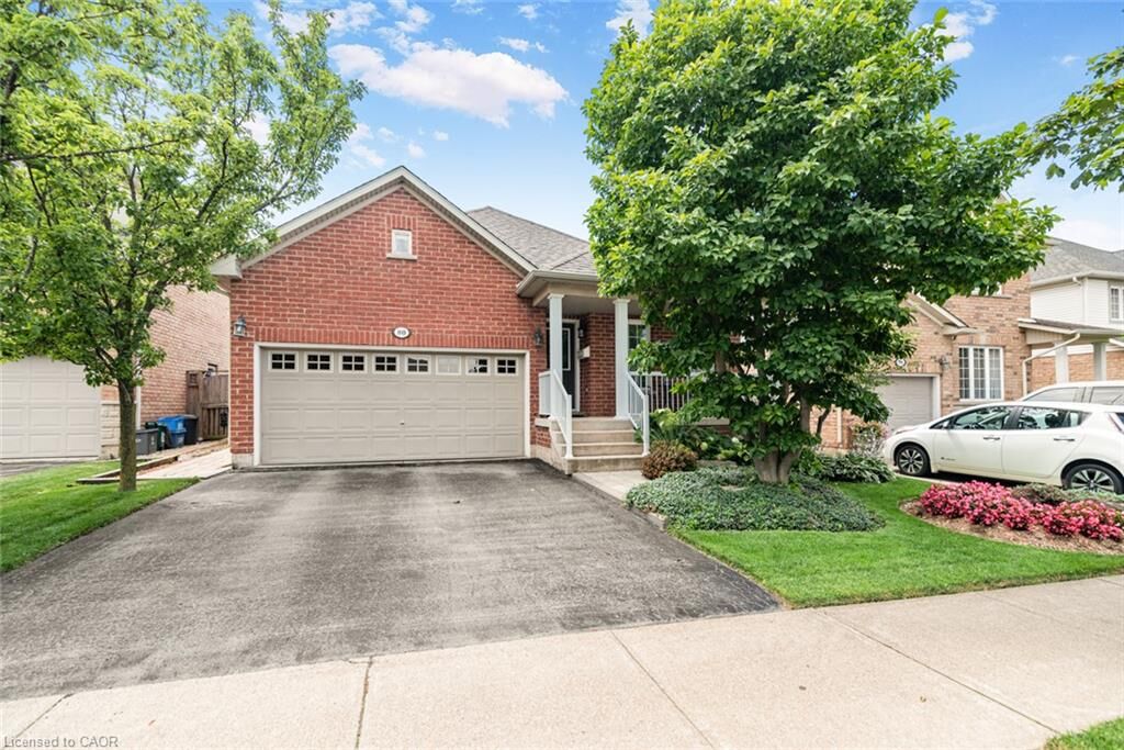 Property Photo: 80 Vinifera Drive ON L3M 5S6