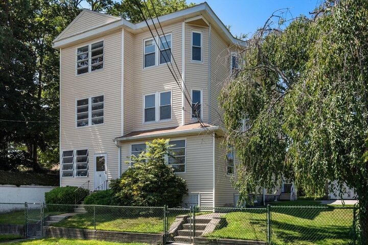 Property Photo:  6 Indiana St  MA 01604 