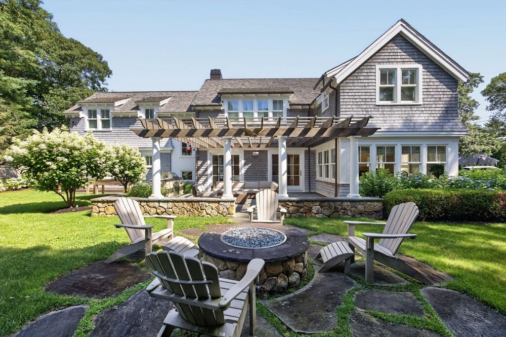 Property Photo: 141 Hollingsworth Rd MA 02655