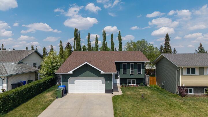 Property Photo: 38 Balsam Crescent AB T4H 1L1