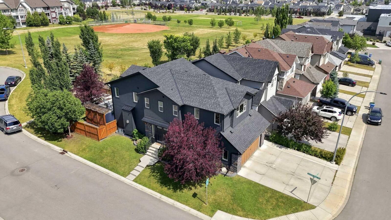 Property Photo: 4 Silverado Saddle Court SW AB T2X 0J1