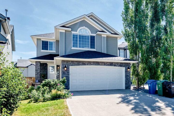 Property Photo:  505 Kincora Bay NW  AB T3R 1N4 