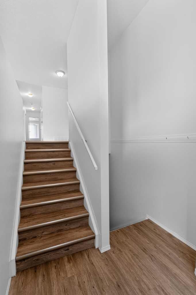 Property Photo: 9216 94A Avenue AB T8V 6W5