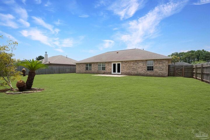 Property Photo:  630 Downhaul Dr  FL 32507 