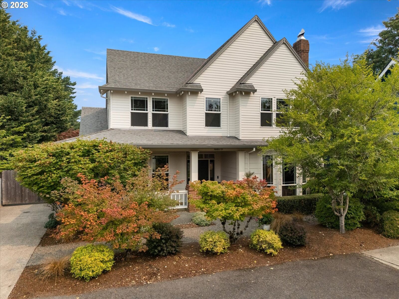 Property Photo:  10879 NW Supreme Ct  OR 97229 