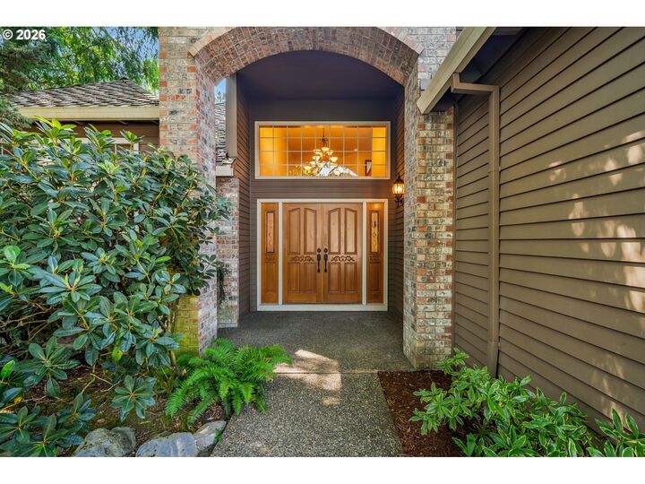 Property Photo: 5504 Westfield Ct OR 97035
