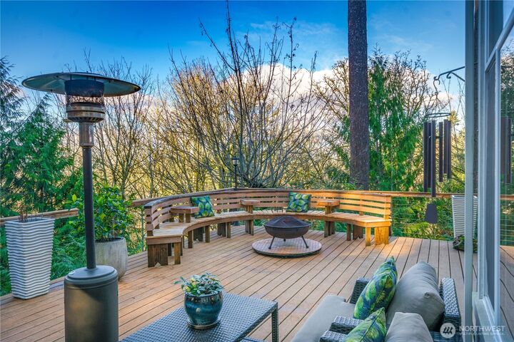 Property Photo: 5325 145th Place SE WA 98006