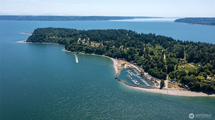 Property Photo:  70 B  Port Susan Drive  WA 98206 