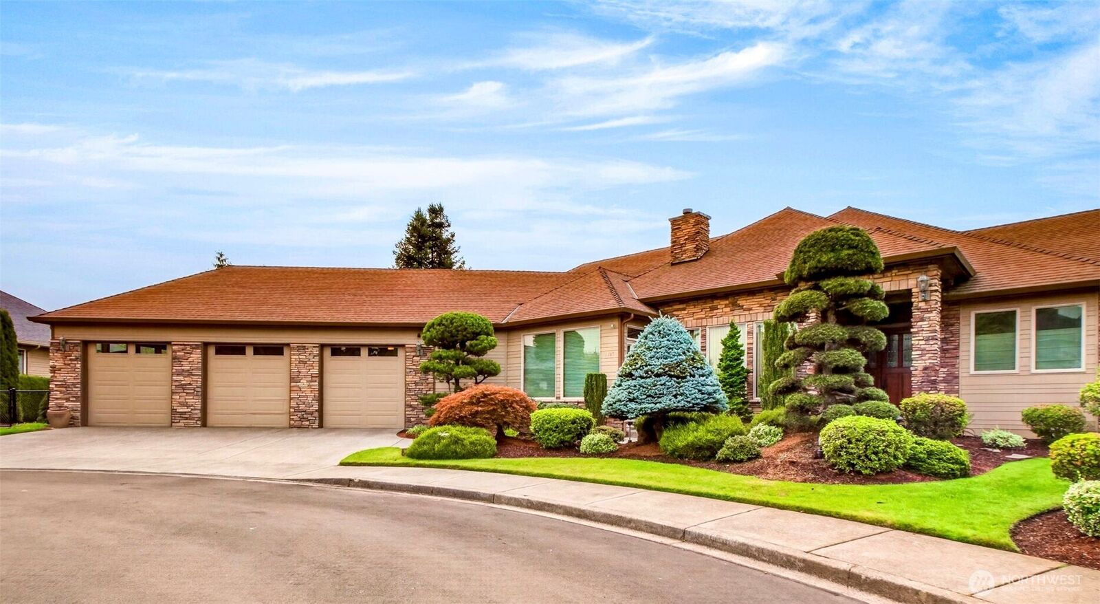 Property Photo:  1005 SE 201st Court  WA 98607 