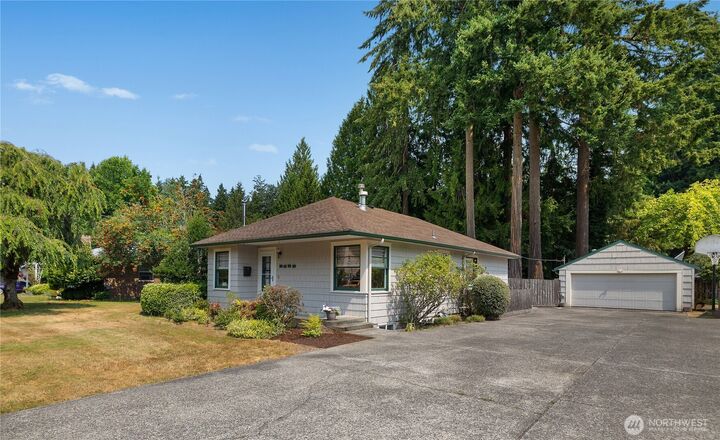 Property Photo:  2522  Buker Street SE  WA 98501 