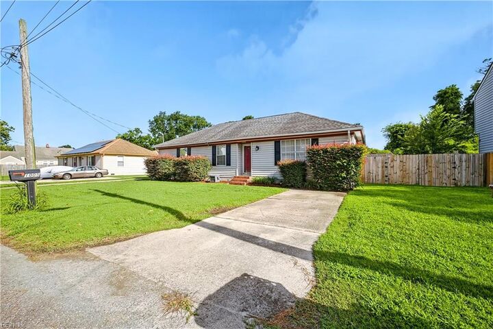 Property Photo:  1005 Elco St  VA 23324 