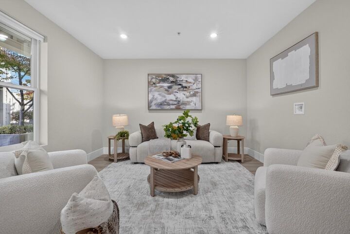 Property Photo: 814 Altaire Walk CA 94303