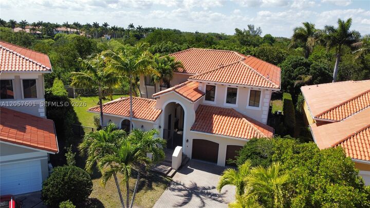 Property Photo: 18704 SW 76th Ct FL 33157