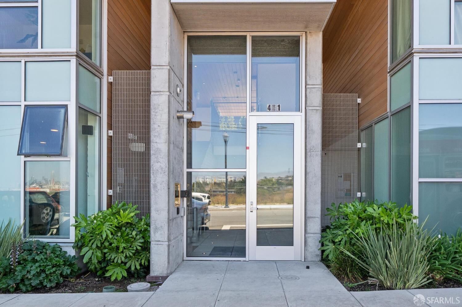 Property Photo:  451 Donahue Street 414  CA 94124 