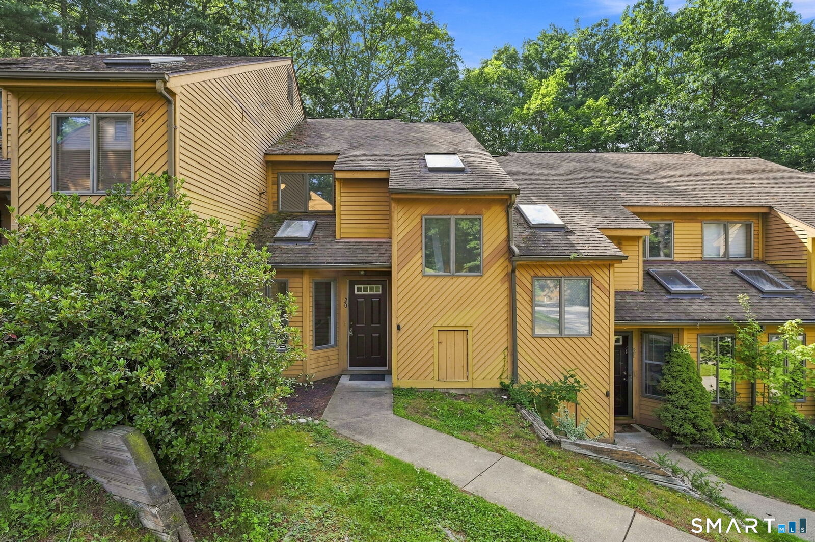 Property Photo:  44 Tolland Avenue 20  CT 06076 