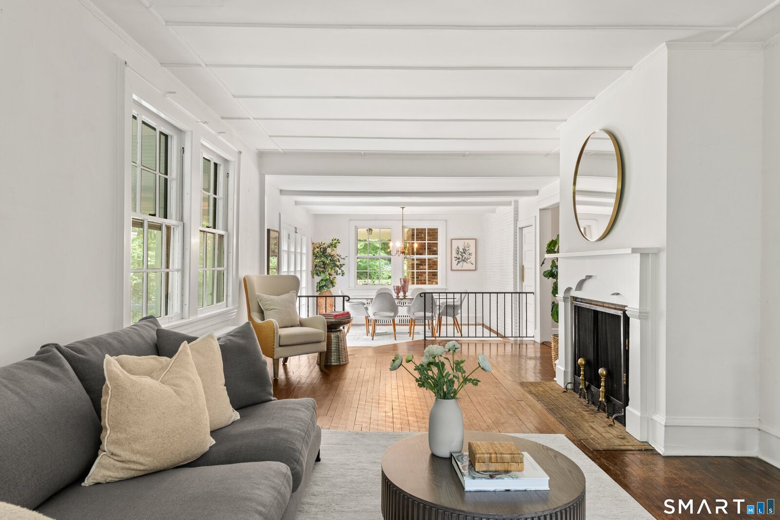 Property Photo:  190 North Avenue  CT 06880 