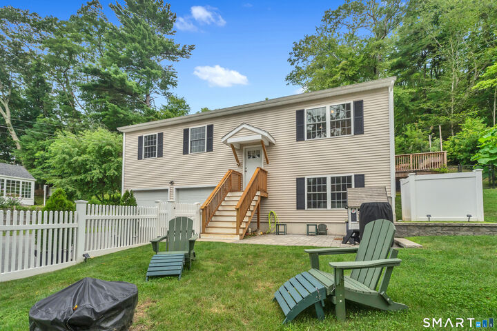 Property Photo:  105-A East Pattagansett Road  CT 06357 